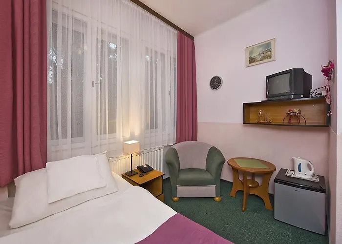 Helunia Bed & Breakfast *